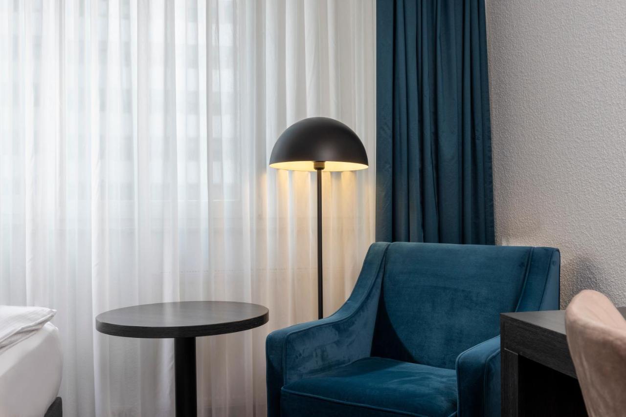 City Hotel Berlin East Exterior photo